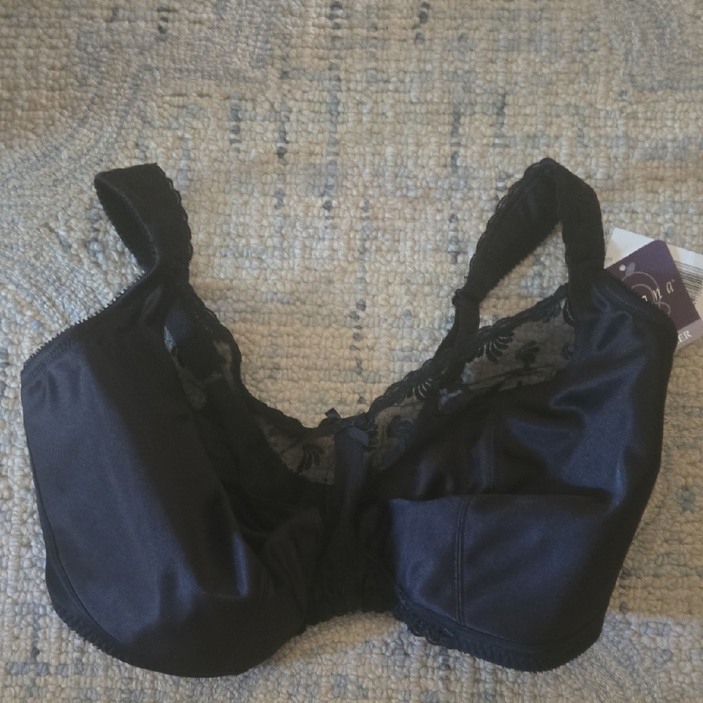 Aviana Black Lace Full-Coverage Bra